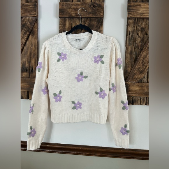 Francesca's Collections Sweaters - Francesca’s Collection Flower Floral Sweater 🌺 Women’s Small
